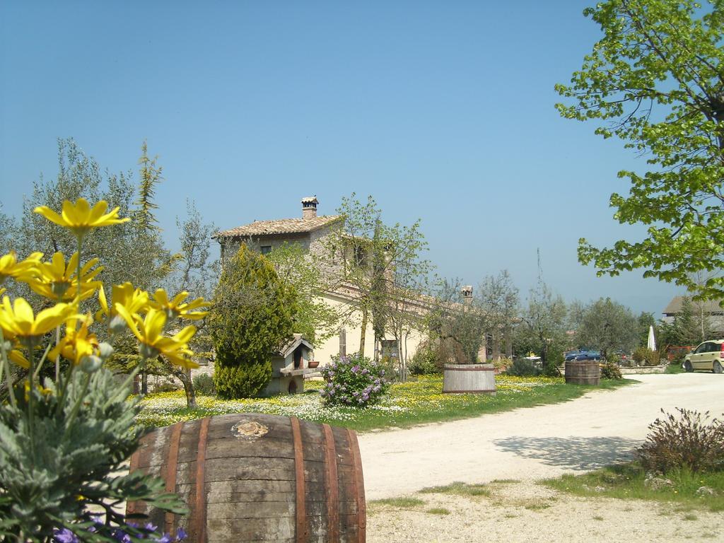 Villa Fattoria Del Quondam à Giano dellʼUmbria Extérieur photo